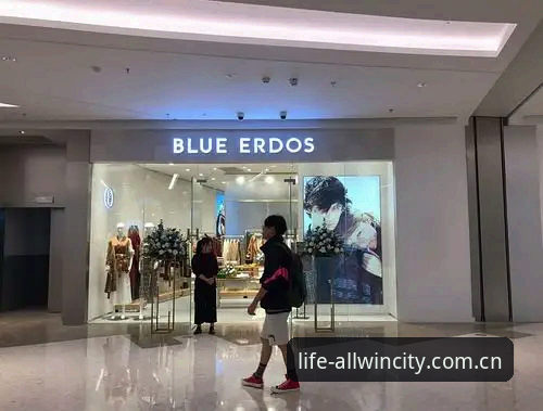 一位老华人的手机屏幕，藏着万象城品质生活在这里华人登录教程的全部秘密